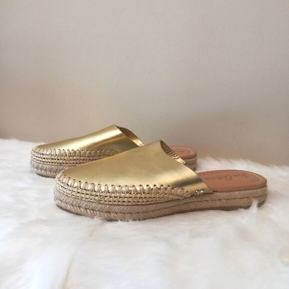 NWOT Sam Edelman Gold Metallic Esprilladres Slides Size 6 1/2 - Picture 3 of 6